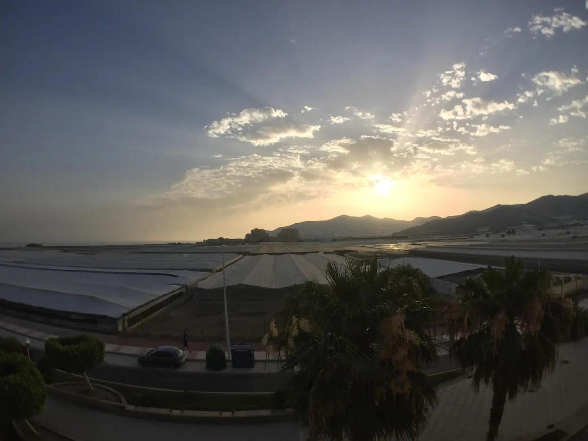 Apartamento Playa Calahonda El Farillo Con Terraza Luaran gambar