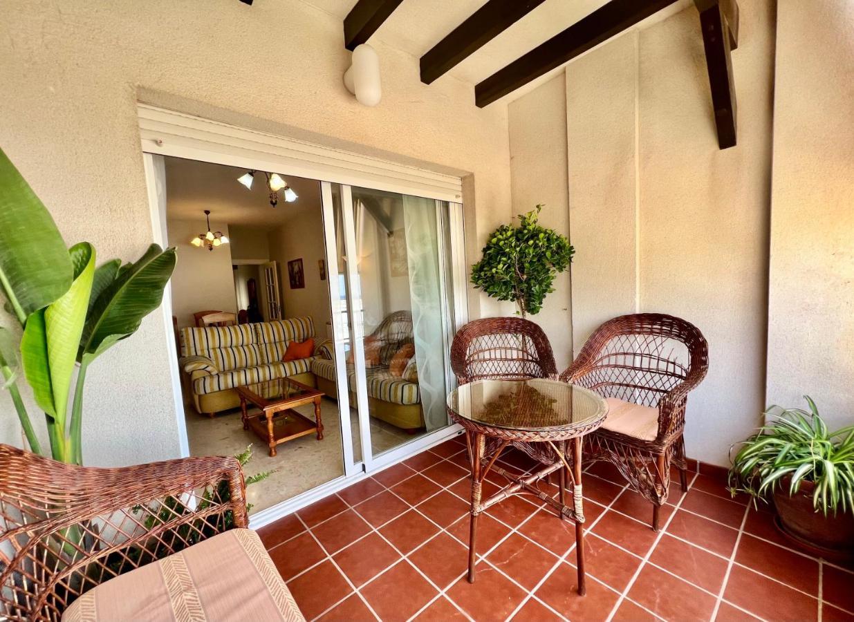 Apartamento Playa Calahonda El Farillo Con Terraza Luaran gambar